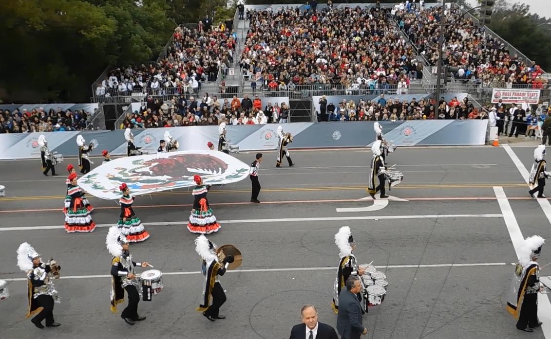  Desfile de las Rosas da la bienvenida al nuevo año