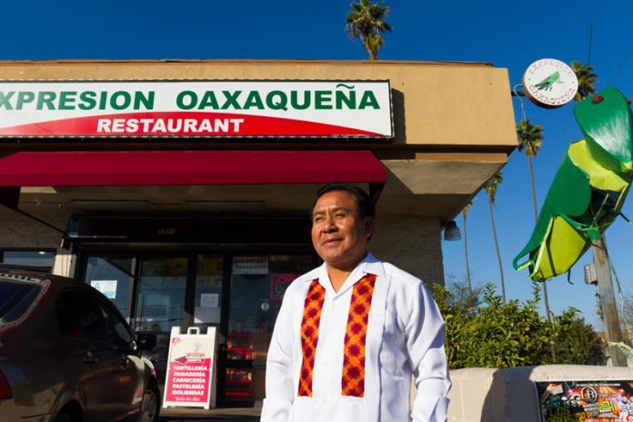 El éxito de las loncheras lleva a hispanos a asentarse en restaurantes