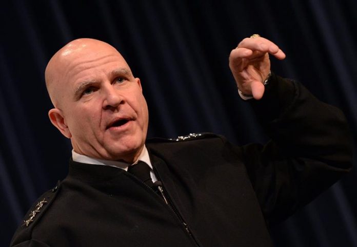 Trump nombra al teniente general McMaster nuevo asesor de Seguridad Nacional