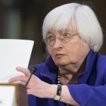 Yellen afirma que empleo e inflación están muy cerca de las metas de la Fed