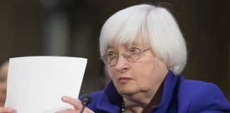 Yellen afirma que empleo e inflación están muy cerca de las metas de la Fed