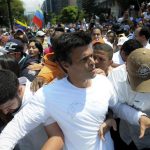 Exiliados tachan de dictadura que Supremo venezolano asuma como Legislativo Exiliados tachan de dictadura que Supremo venezolano asuma como Legislativo