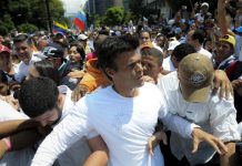 Exiliados tachan de dictadura que Supremo venezolano asuma como Legislativo