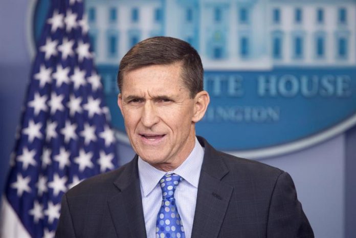 Flynn dispuesto a testificar a cambio de inmunidad, dice el WSJ