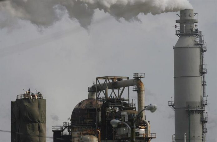La EPA dejará de monitorear la contaminación petrolera