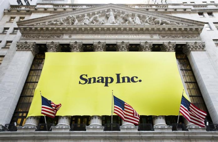 Snap debuta en bolsa con éxito, pero en medio de dudas