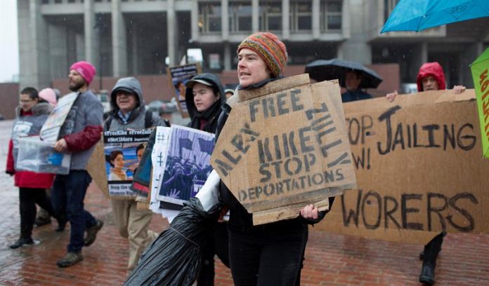 Unas 200 personas se manifiestan en Boston por la liberación de inmigrantes