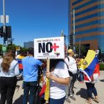 Protesta venezolana en Los Ángeles en contra del gobierno de Nicolás Maduro Protesta venezolana en Los Ángeles en contra del gobierno de Nicolás Maduro