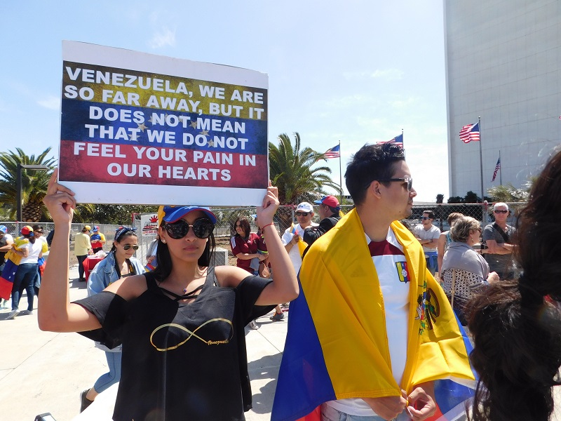 Venezolanos en Los Angeles dijeron presente en protesta mundial