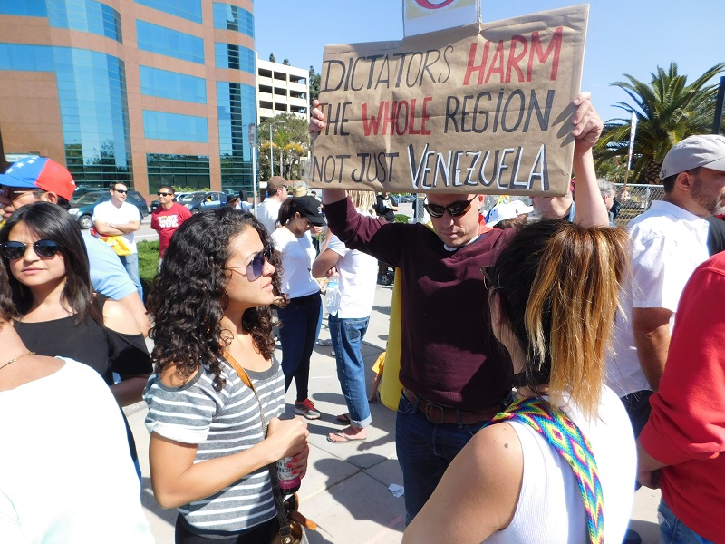 Venezolanos en Los Angeles dijeron presente en protesta mundial