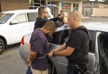 Casi 200 arrestados por ICE en el Sur de California