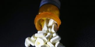 Ohio demanda a cinco farmacéuticos por crisis de opioides