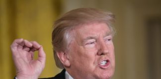 Tribunal Supremo autoriza parcialmente el decreto migratorio de Trump El Supremo autoriza parcialmente el decreto migratorio de Trump