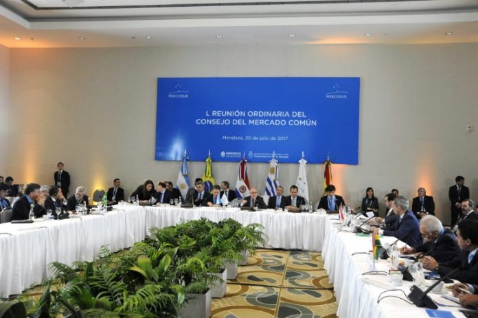 El Mercosur planea pedir a Venezuela que desista de la Constituyente
