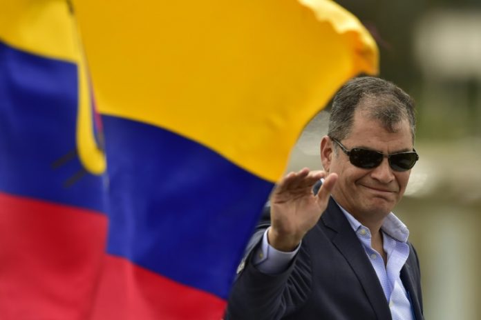 El expresidente Correa cree que Ecuador prepara un paquetazo económico