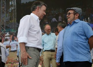 El jefe de las FARC espera que los políticos de Colombia estén a la altura de la paz