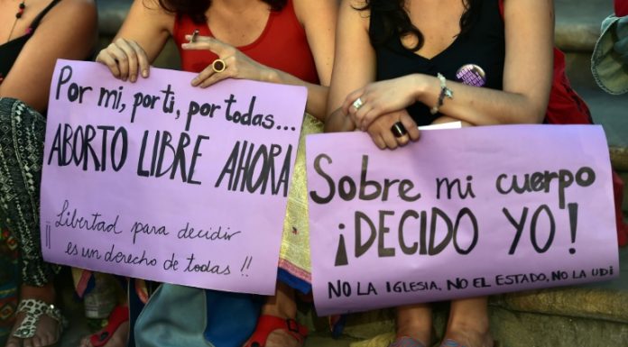 Jornada clave en el Senado para la ley del aborto en Chile