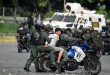 La oposición reta a Maduro con una gran marcha contra la Constituyente