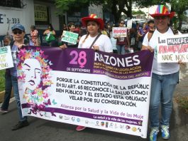 Los salvadoreños apoyan el aborto cuando peligra vida de la madre