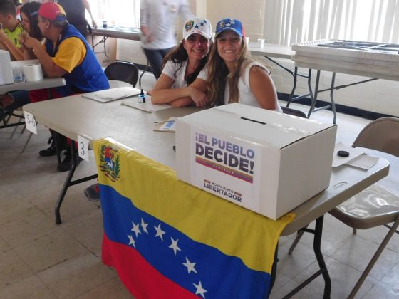 Venezolanos en Los Angeles rechazaron masivamente a la constituyente