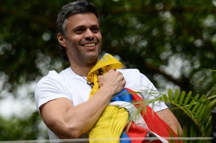 El opositor venezolano Leopoldo López vuelve a prisión domiciliaria