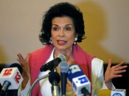 Ortega pone en peligro soberanía de Nicaragua con el canal, dice Bianca Jagger