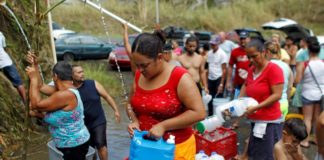 Empeoran las condiciones en Puerto Rico tras el azote del huracán María