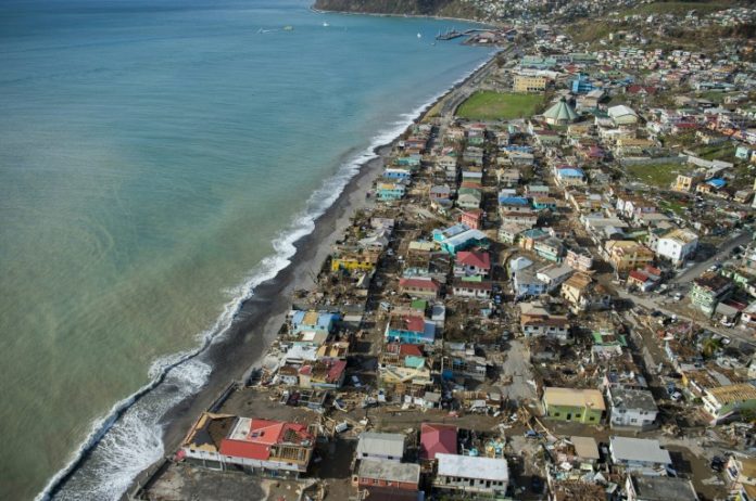 La ayuda llega a Dominica tras el huracán