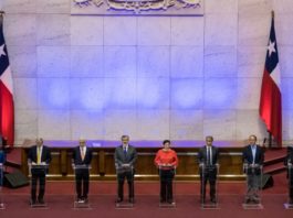 Los ocho candidatos presidenciales de Chile se ven las caras en un primer debate