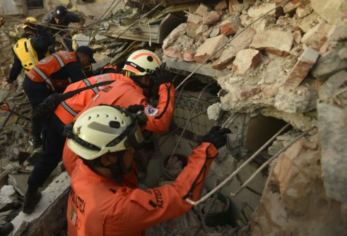 México sufre el embate de Katia tras el terremoto que dejó 61 muertos