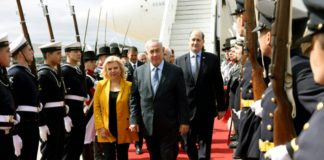 Netanyahu llama en Argentina a borrar el terrorismo de la tierra