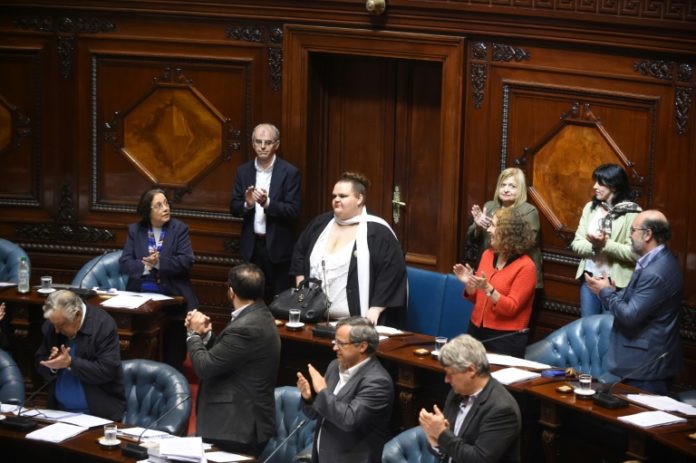 Asume la primera legisladora transexual de la historia de Uruguay