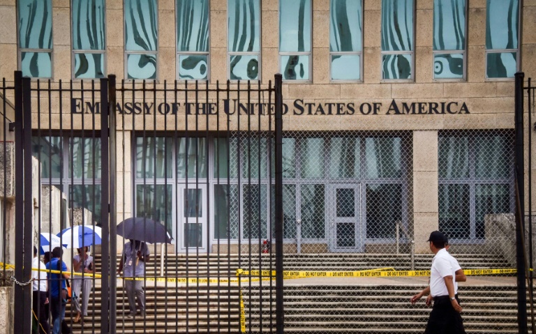 Escalada de tensiones con Cuba EEUU expulsa a 15 diplomáticos