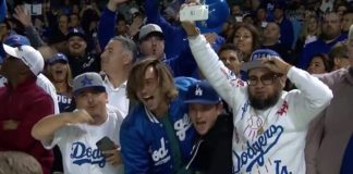 Fanáticos de los Dodgers con esperanzas en su equipo