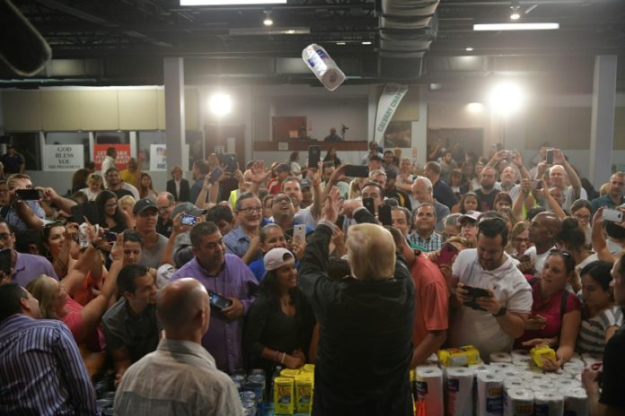 Trump advierte a Puerto Rico que la ayuda federal no será eterna