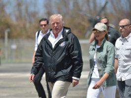 Trump visita Puerto Rico para defender respuesta de EEUU tras huracanes