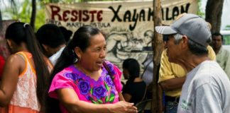 Una mujer indígena se registra para postularse a la presidencia de México