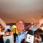 El alcalde de Caracas burla arresto domiciliario y pide auxilio a Colombia