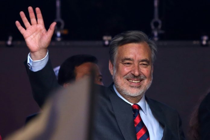 Guillier, la esperanza de la izquierda para mantener el poder en Chile