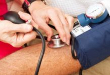 No basta con tomarse la presión arterial. Debe tomársela correctamente - Por AMERICAN HEART ASSOCIATION NEWS
