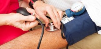 No basta con tomarse la presión arterial. Debe tomársela correctamente - Por AMERICAN HEART ASSOCIATION NEWS