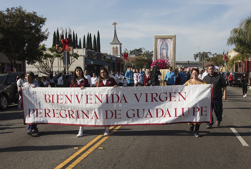 Procesión anual en honor a la Virgen de Guadalupe