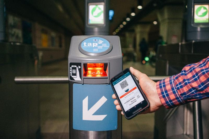 Usuarios con boleto móvil de Metrolink podrán transferir a líneas de Metro