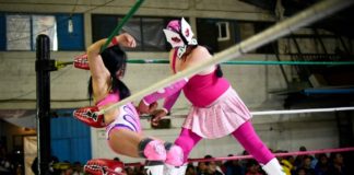 Guerra de sexos sobre el ring, en un México golpeado por el machismo / AFP