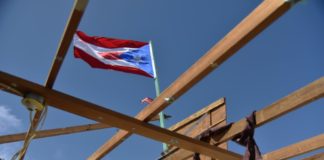 Puerto Rico debe adoptar dolorosas medidas post-huracán, dice Fed de NY