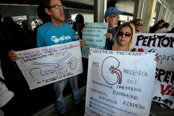 Amnistía Internacional lanza web para documentar la crisis sanitaria en Venezuela / AFP