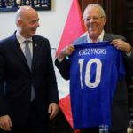 Infantino llega a Perú para encabezar cumbre ejecutiva de la FIFA