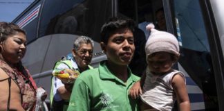 Caravana migrante llega a frontera México-EEUU