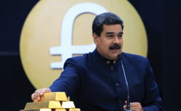 Destituida corte suprema de Venezuela pide desde Colombia captura de Nicolás Maduro