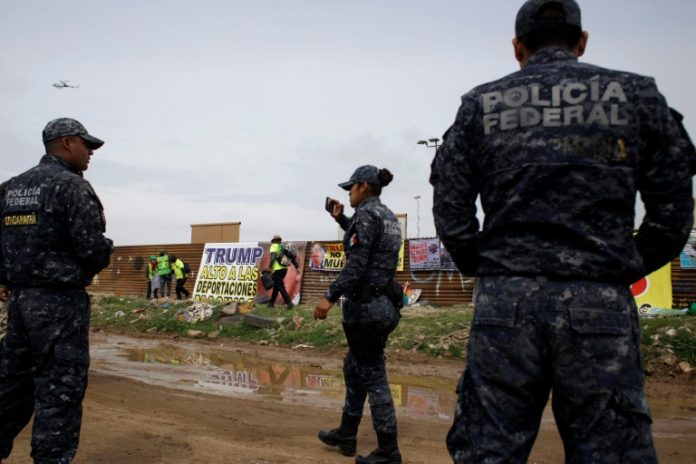 Detienen a 61 migrantes centroamericanos en el noreste de México / AFP